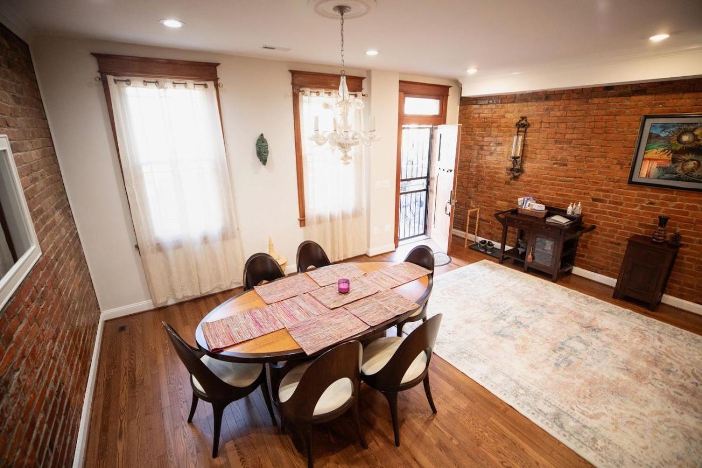Amma'S Place Washington Bagian luar foto